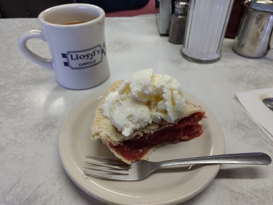 Strawberry Rhubarb Pie
